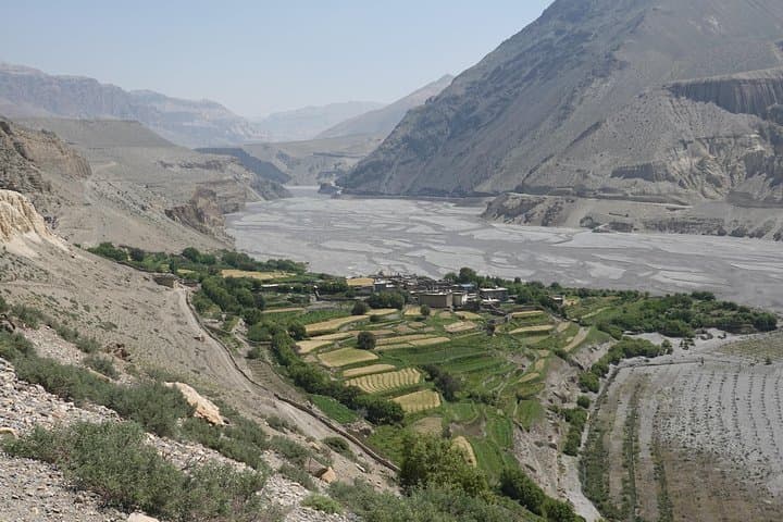 Annapurna Circuit Trek: Essential Guide to Thorong La, Manang & Muktinath photo 3