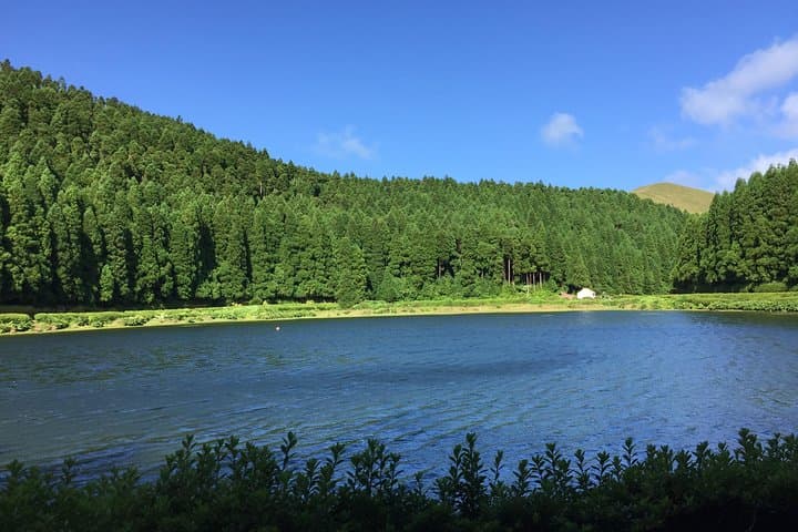 Sete Cidades Hike: Serra Devassa to Boca do Inferno — Vista do Rei and Twin Lagoons photo 3