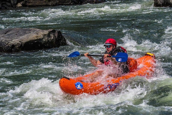 Rogue River Thrill Seeker: Kayak and Raft Adventure from Ashland