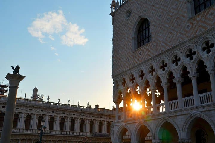Ducal Venice: Guided Saint Mark’s Walking Tour and Skip-the-Line Doge’s Palace Visit photo 3