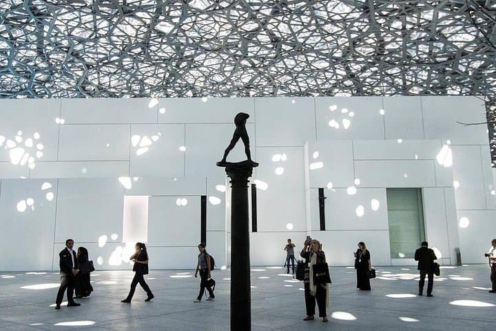 Private Abu Dhabi City Tour: Sheikh Zayed Grand Mosque & Louvre Museum Full-Day Experience photo 4
