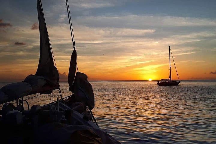 Private Romantic Sunset Sail Off Grenada — Champagne Sunset Cruise photo 4