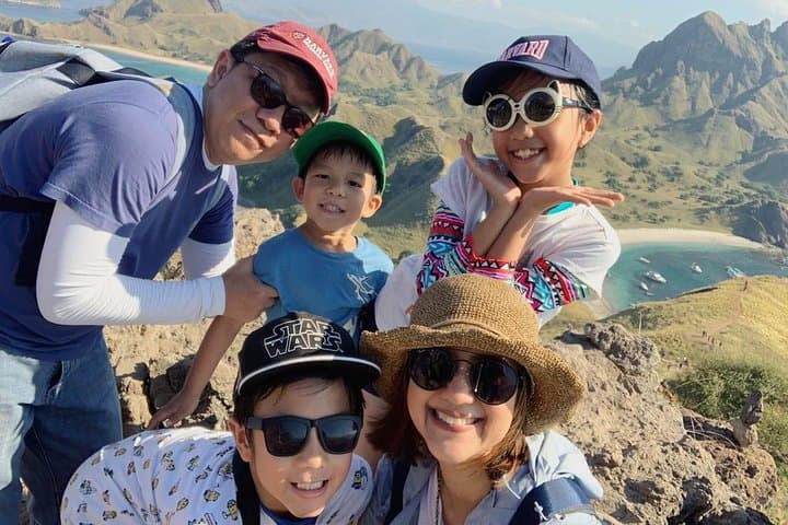 Komodo One-Day Fast-Boat: Padar Hike, Dragons & Snorkel Highlights photo 2