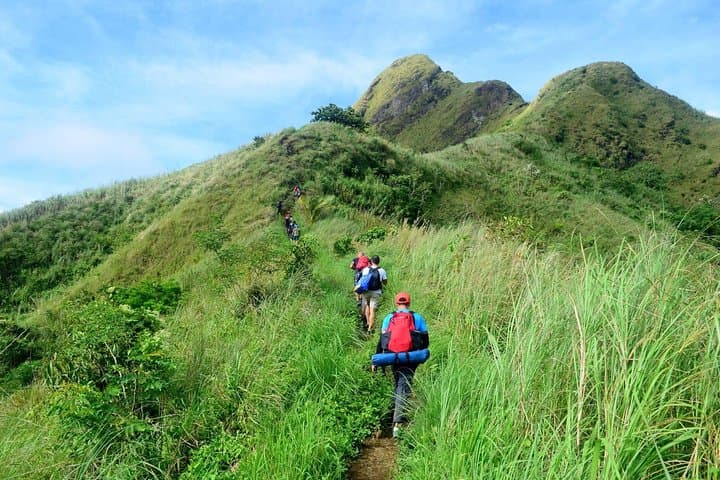 Day Hike Mt. Batulao (811 m) — Accessible Ridge Walk from Manila photo 4