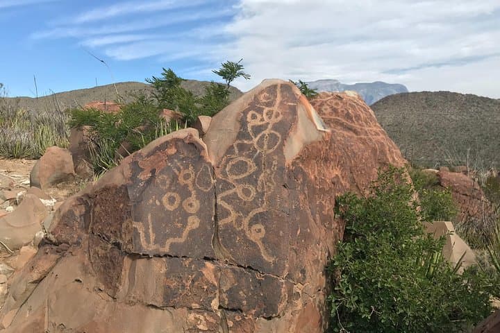 Noreste Explorer: El Potrero Chico Climbs and Boca de Potrerillos Petroglyphs photo 3