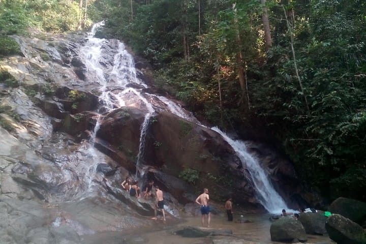 Rainforest Waterfall Dip and Batu Caves: Private Half-Day from Kuala Lumpur photo 2