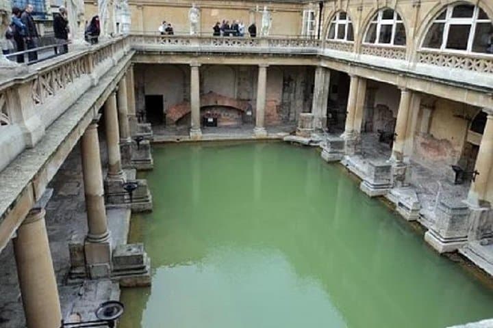 Private London Day Trip: Bath, Stonehenge & Windsor Castle in One Day