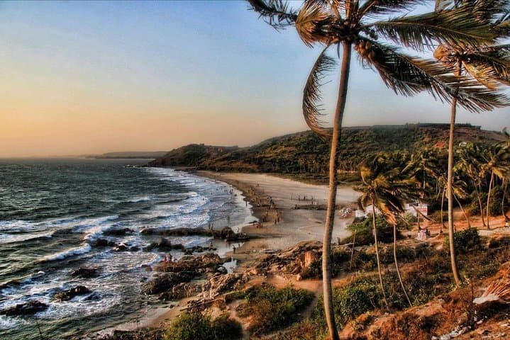 North Goa Full-Day Sightseeing: Forts, Beaches & Historic Churches photo 2