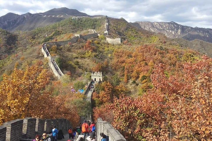 Jiankou to Mutianyu Great Wall Trek — Wild Sections & Restored Ramparts photo 4