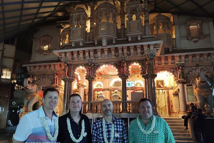 Exploring Mumbai's Heartbeat: City and Dharavi Slum Tour photo 4