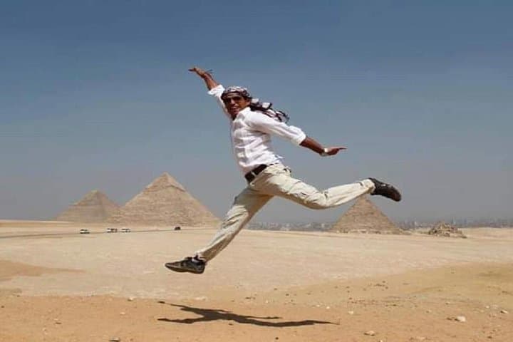 Private Guided Tour: Giza Pyramids, Sphinx & Egyptian Museum