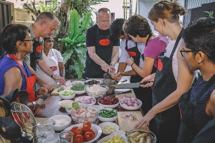 Colombo 3-Hour Sri Lankan Cooking Class with Chef Mohara photo 6
