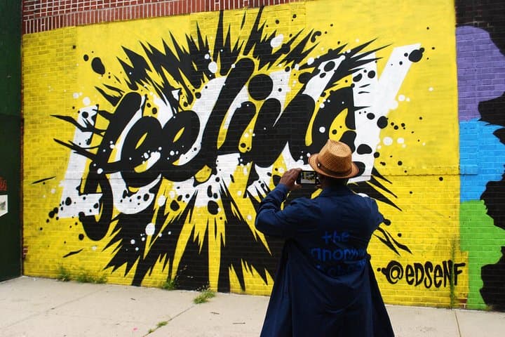 DUMBO Street Art, Drinks & Manhattan Views — 2‑Hour Brooklyn Walk