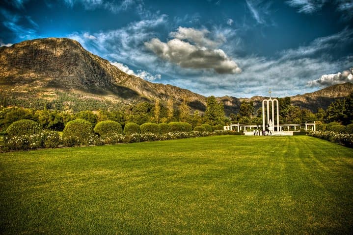 Private Wine Tasting Day Tour from Cape Town — Cape Winelands (Tokara, Delaire Graff, Franschhoek & Fairview) photo 2