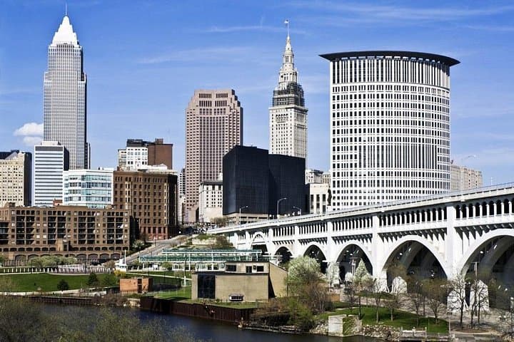 Cleveland Scavenger Hunt: A Ball Round the Mall — Self-Guided Let's Roam Adventure photo 2