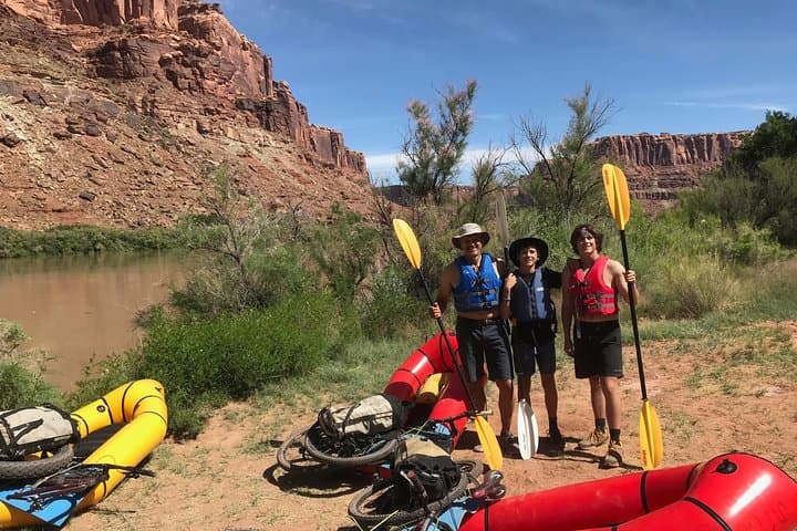 Moab Pedal-Paddle-Pedal: Mountain Biking and Packrafting the Green River photo 3