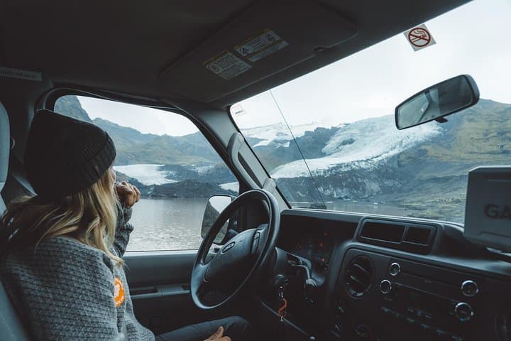 Beginner Vatnajokull Glacier Walk with 4x4 SuperJeep Transfer photo 6