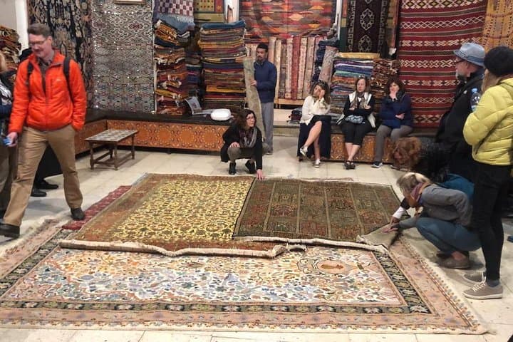 Private Shopping Tour Marrakech Souks: Insider Guided Medina Shopping Experience