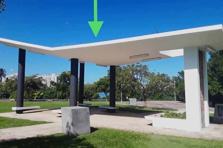 Learn Salsa in San Juan: 1-Hour Outdoor Beginner Dance Class photo 4
