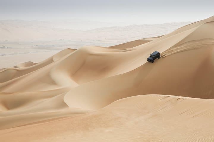 Private Liwa Overnight Safari for Couples — Overnight Desert Camping in the Empty Quarter photo 4