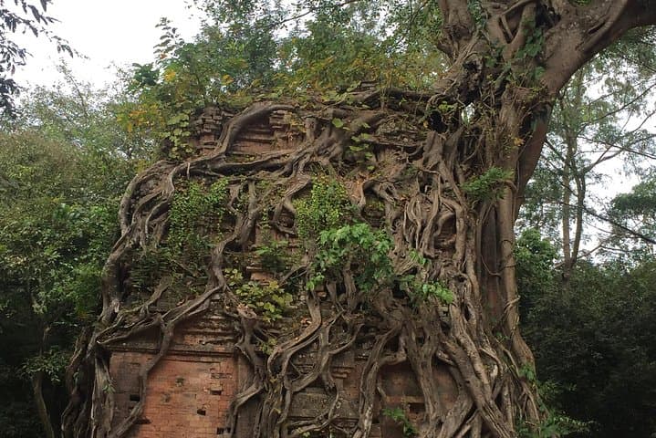 Sambor Prei Kuk: Off-the-Beaten-Track Pre-Angkorian Brick Temples photo 3