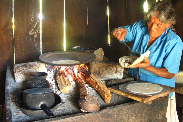 Learn to Make Authentic Mexican Mole in Chicago: Hands-On Workshop and Lunch photo 6
