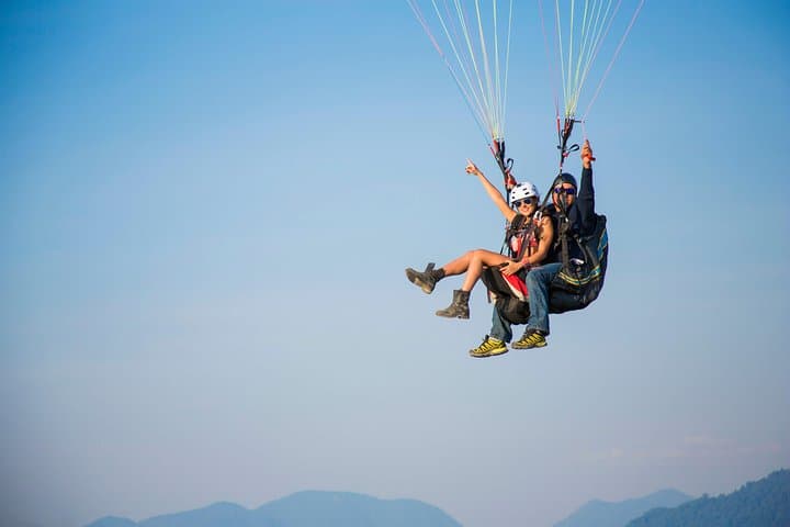 Paragliding Over Valle de Bravo: Tandem Flights from Monte Alto photo 6