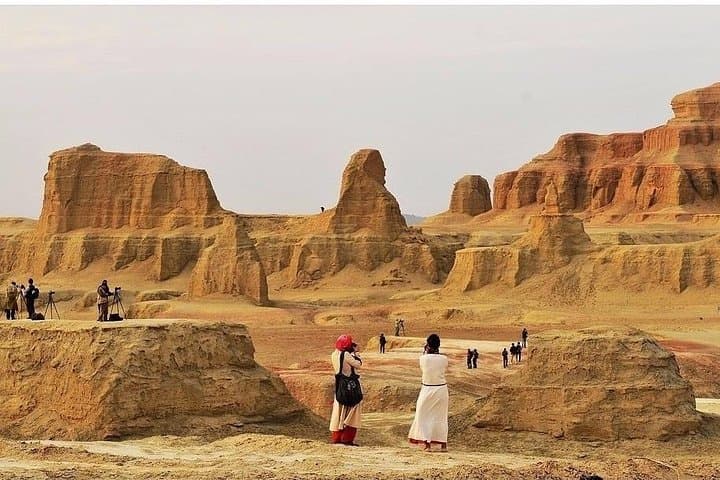 Dunhuang Yumen Pass, Han Great Wall & Yadan Ghost City: Private Day Tour