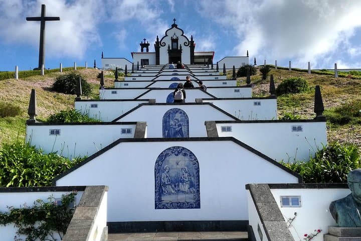 Full-Day Private Furnas Jeep Tour: Hot Springs, Cozido & Tea Plantations photo 3