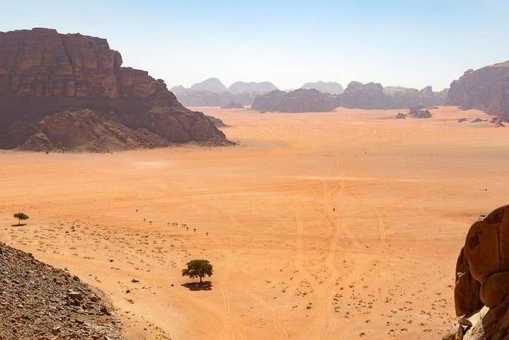 Wadi Rum Full-Day 4x4 Adventure: Dunes, Canyons & Sunset Lunch