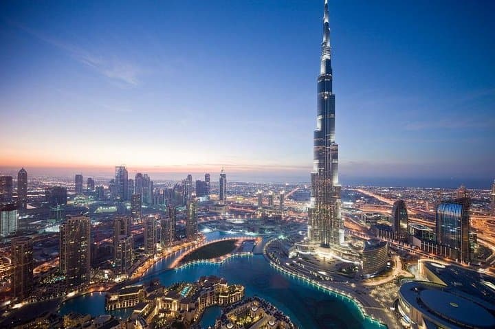 Dinner and 124th-Floor Views at Burj Khalifa — Dubai Tower Dining Experience photo 4