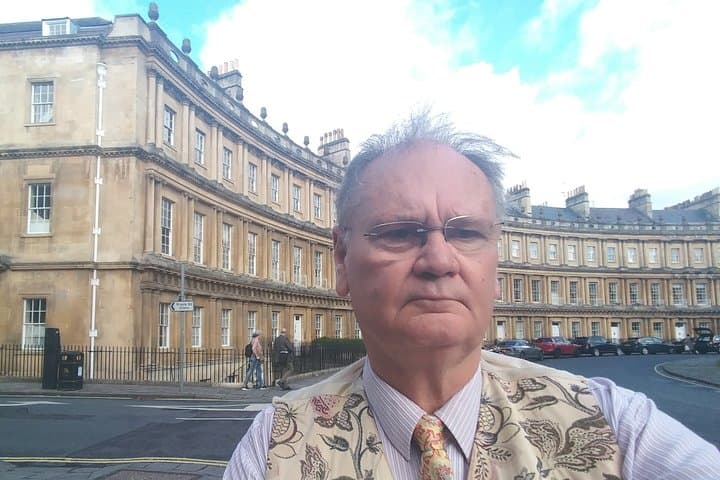 Bath Highlights: Guided Walking Tour of the Abbey, Royal Crescent & Georgian Squares