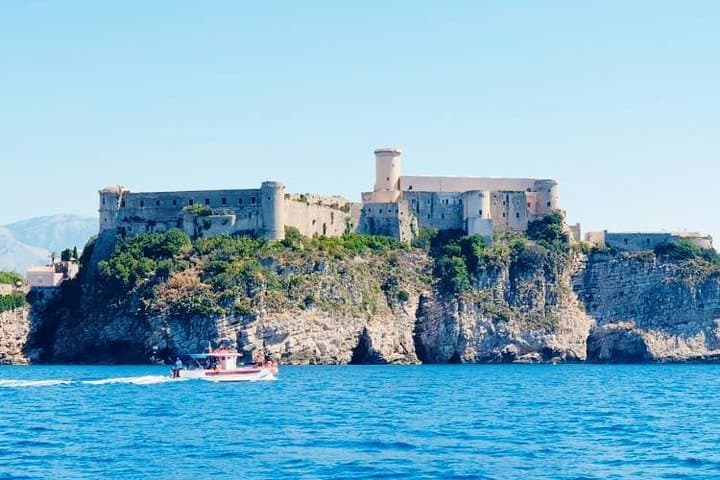 Private VIP Gozzo: Seven Beaches Day Charter from Sperlonga photo 4
