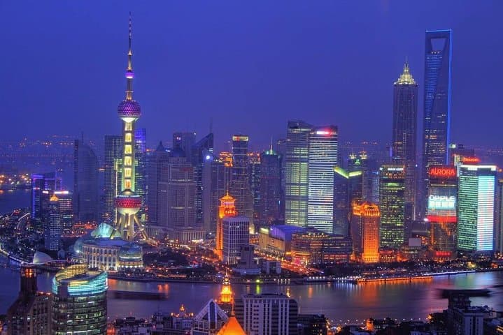VIP Night River Cruise & Shanghai Tower: Private Shanghai After-Dark Experience