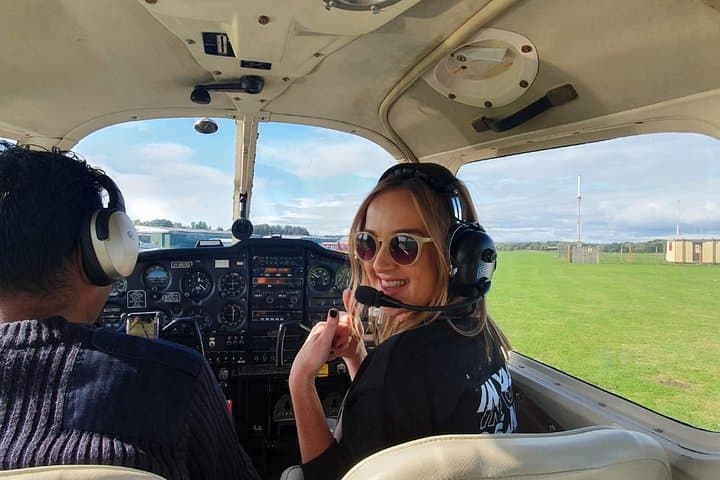 Private Sightseeing Flight Over Toulouse and the Great Pyrenees photo 2