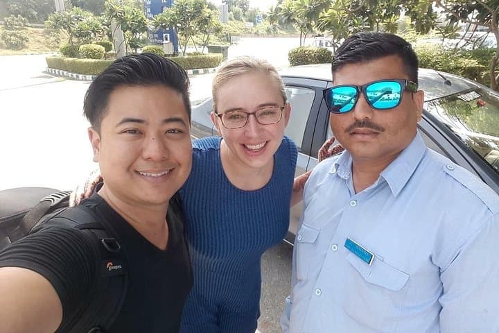 Private Taj Mahal Day Trip from Delhi by Luxury Car — Full-Day Agra Tour photo 3