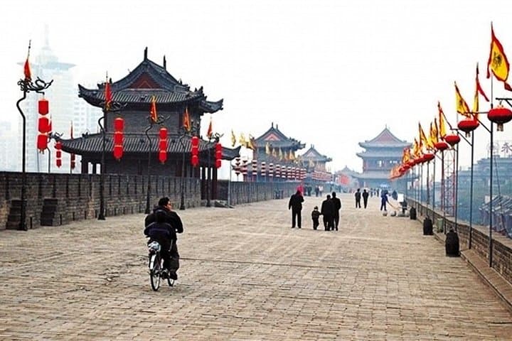 Xi'an Terracotta Warriors Private Day Trip from Shanghai — Flight, Guide, and Highlights photo 3