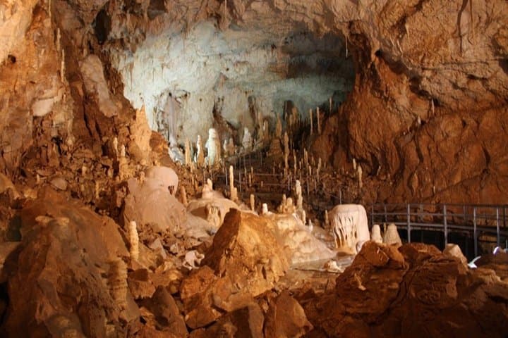 Explore Romania's Bear's Cave: One-Day Minivan Tour from Oradea photo 6
