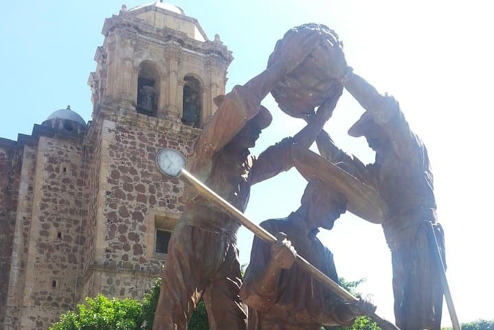 Tequila and Agave Fields: Guided Distillery Tour from Guadalajara photo 4