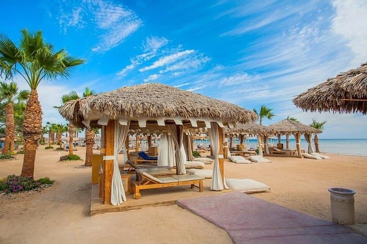7-Day Cairo, Luxor & Hurghada Adventure: Pyramids, Nile Tombs & Red Sea Snorkel photo 4