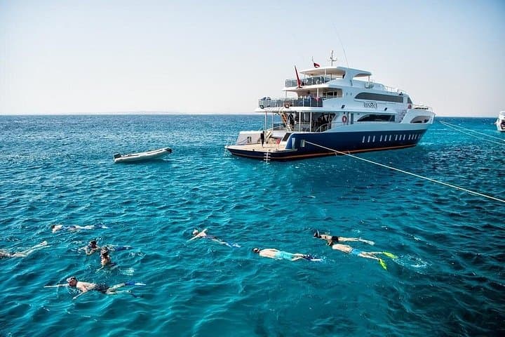 7-Day Cairo, Luxor & Hurghada Adventure: Pyramids, Nile Tombs & Red Sea Snorkel photo 3