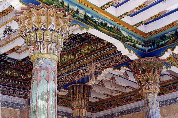 2-Day Private Kashgar Tour: Sunday Bazaar, Id Kah Mosque & Karakul Lake