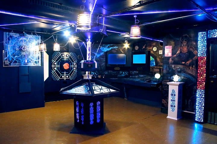 Wellington Spaceship Escape Room: Private Group Alien-Invasion Puzzle Experience photo 6