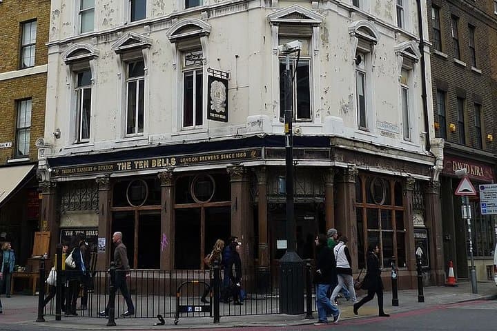 Jack the Ripper Walking Tour — Whitechapel Night Walk in London photo 4