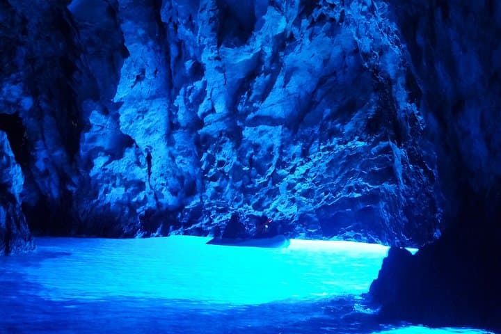 Blue Cave & Hvar: 5-Island Speedboat Tour from Split photo 2