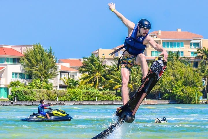 Fly a Hoverboard Over Cancun’s Caribbean: 30‑Minute Extreme Water Experience photo 5