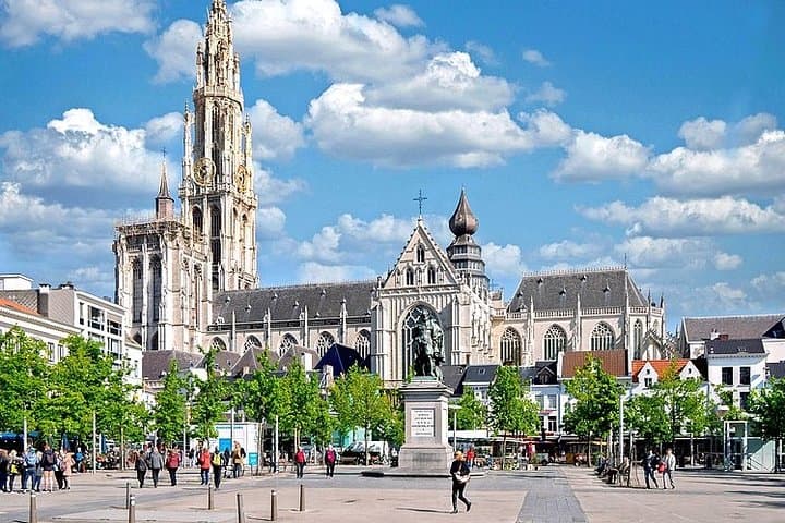 Antwerp e-Scavenger Hunt: Self-Guided Interactive City Trail for Families and Groups photo 2