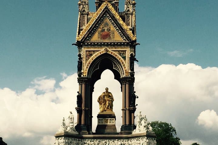 Downton Abbey London Locations Private Black Cab Tour photo 5