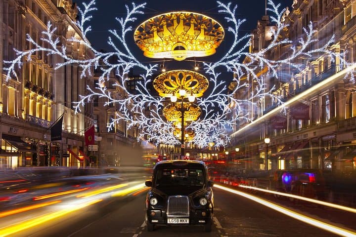 London by Night: Christmas Lights Open-Top Bus Tour Guide photo 3
