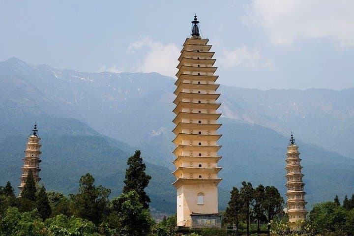 4-Day-Private-Yunnan-Discovery-Kunming-Dali-Lijiang-from-Xian photo 5